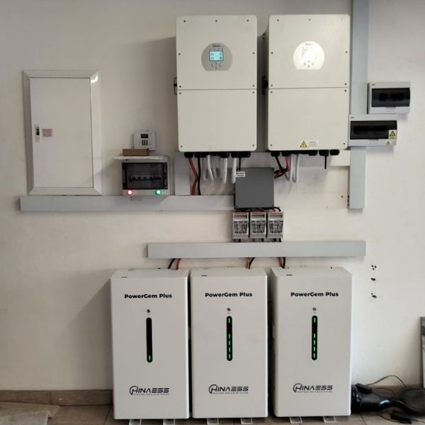 Lithium Ion Battery - Hybrid Inverter Rev